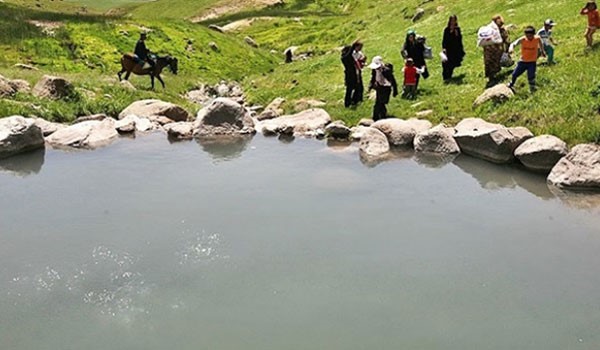 چشمه آب شور لاکان گیلان- چشمه ی آ ویر چشمه آب شور لاکان- چشمه آب شور لاکان رشت کجاست (۱)